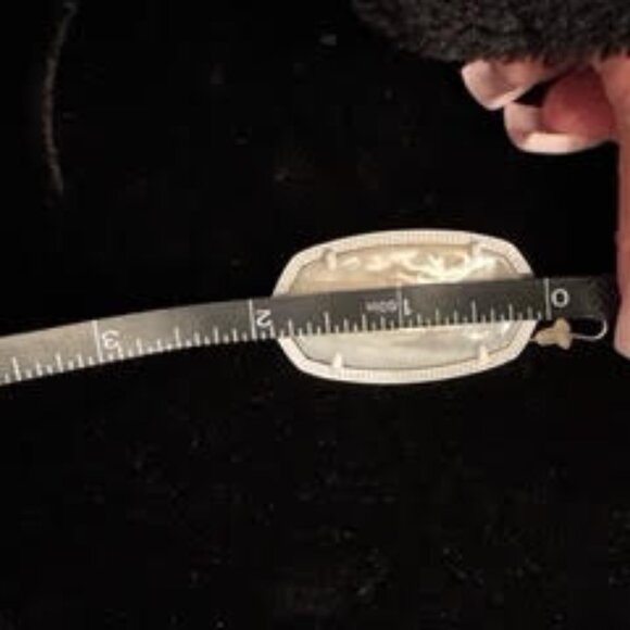 Kendra Scott Earrings - Picture 2 of 2